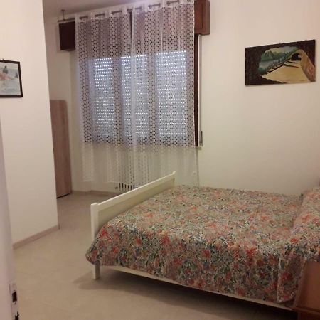 Kola Age Hotel Peschiera del Garda Luaran gambar