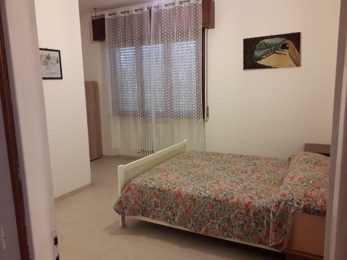 Kola Age Hotel Peschiera del Garda Luaran gambar